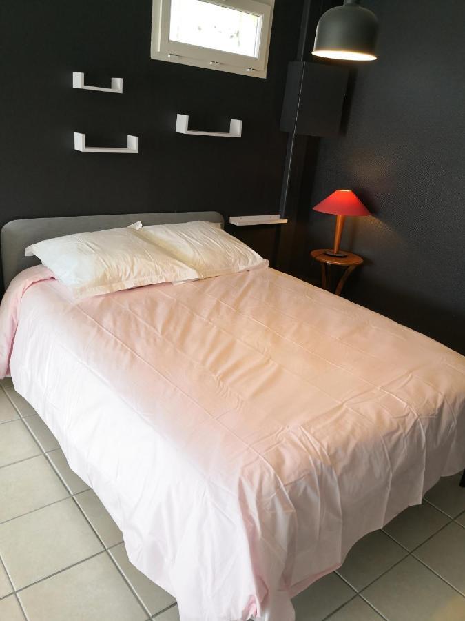 Chambre Meublee Avec Vue Panoramique A Perigueux Sanilhac  Екстер'єр фото